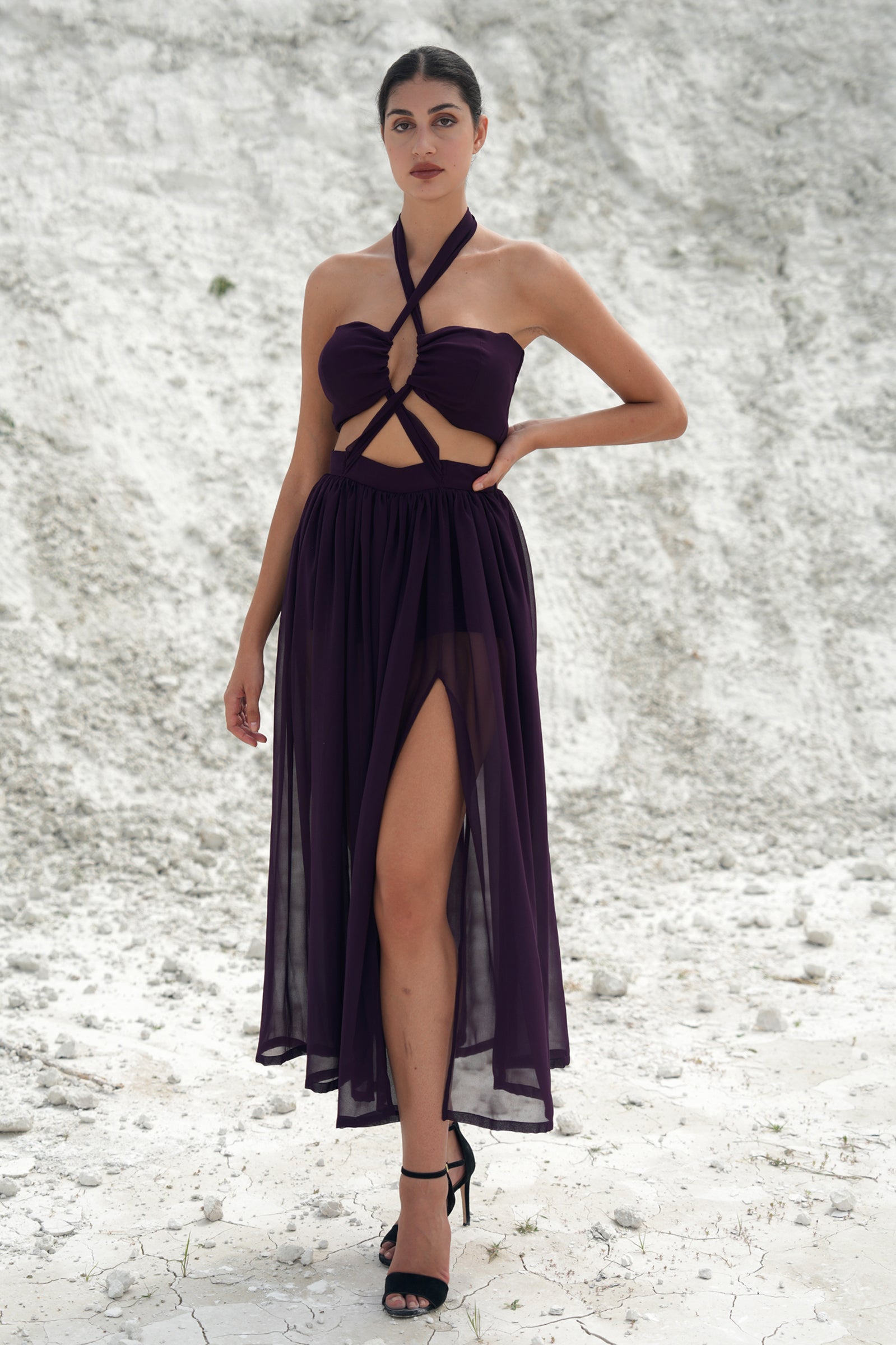MULBERRY PURPLE KEYHOLE BODICE GATHERED MAXI DRESS