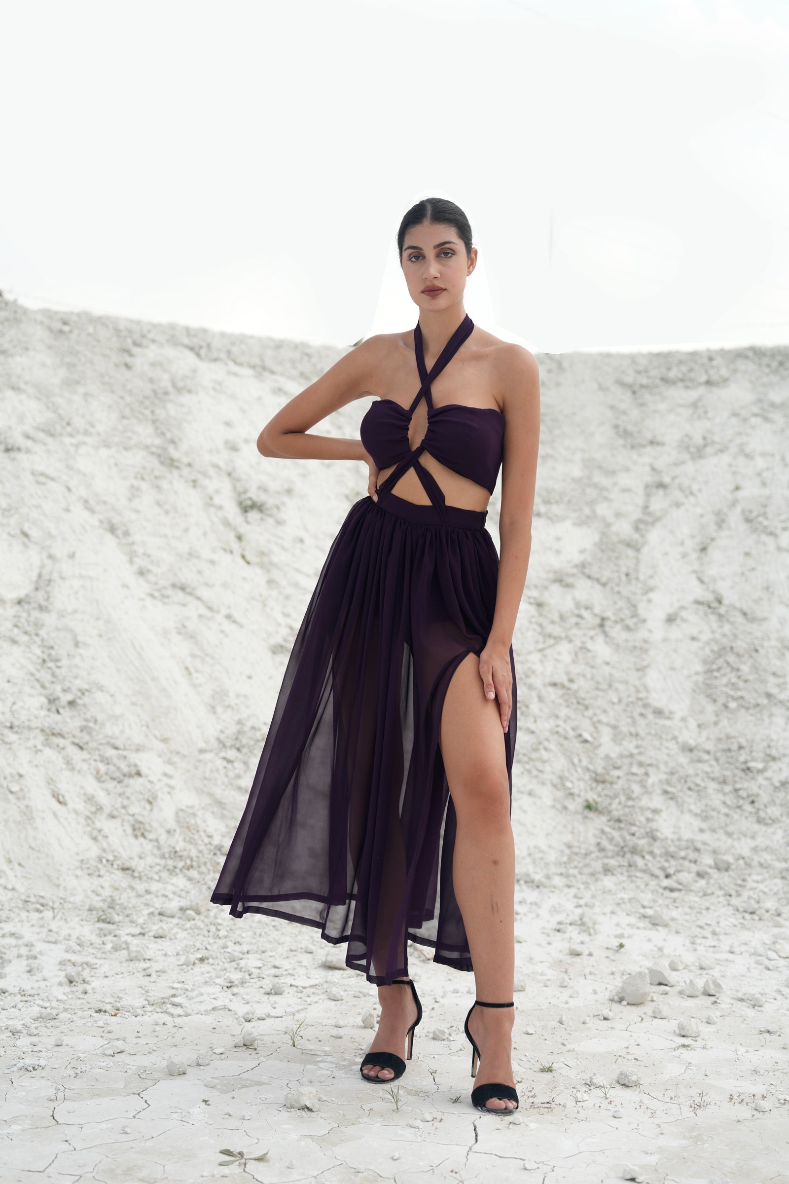 MULBERRY PURPLE KEYHOLE BODICE GATHERED MAXI DRESS