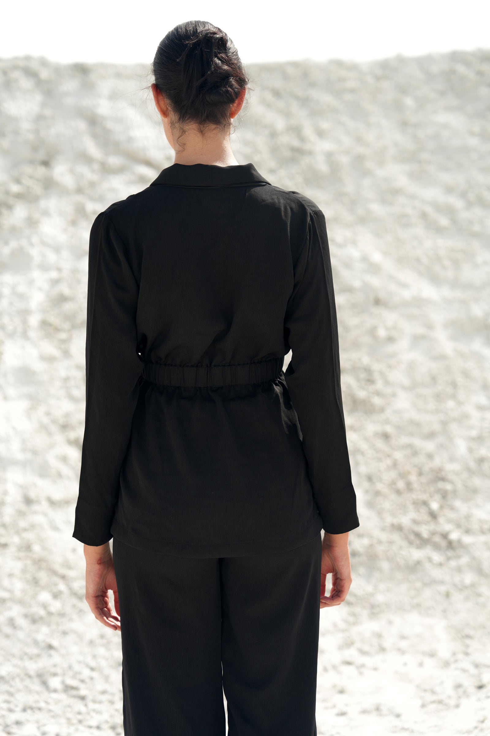 BLACK ELASICATED BLAZER WITH PANTS