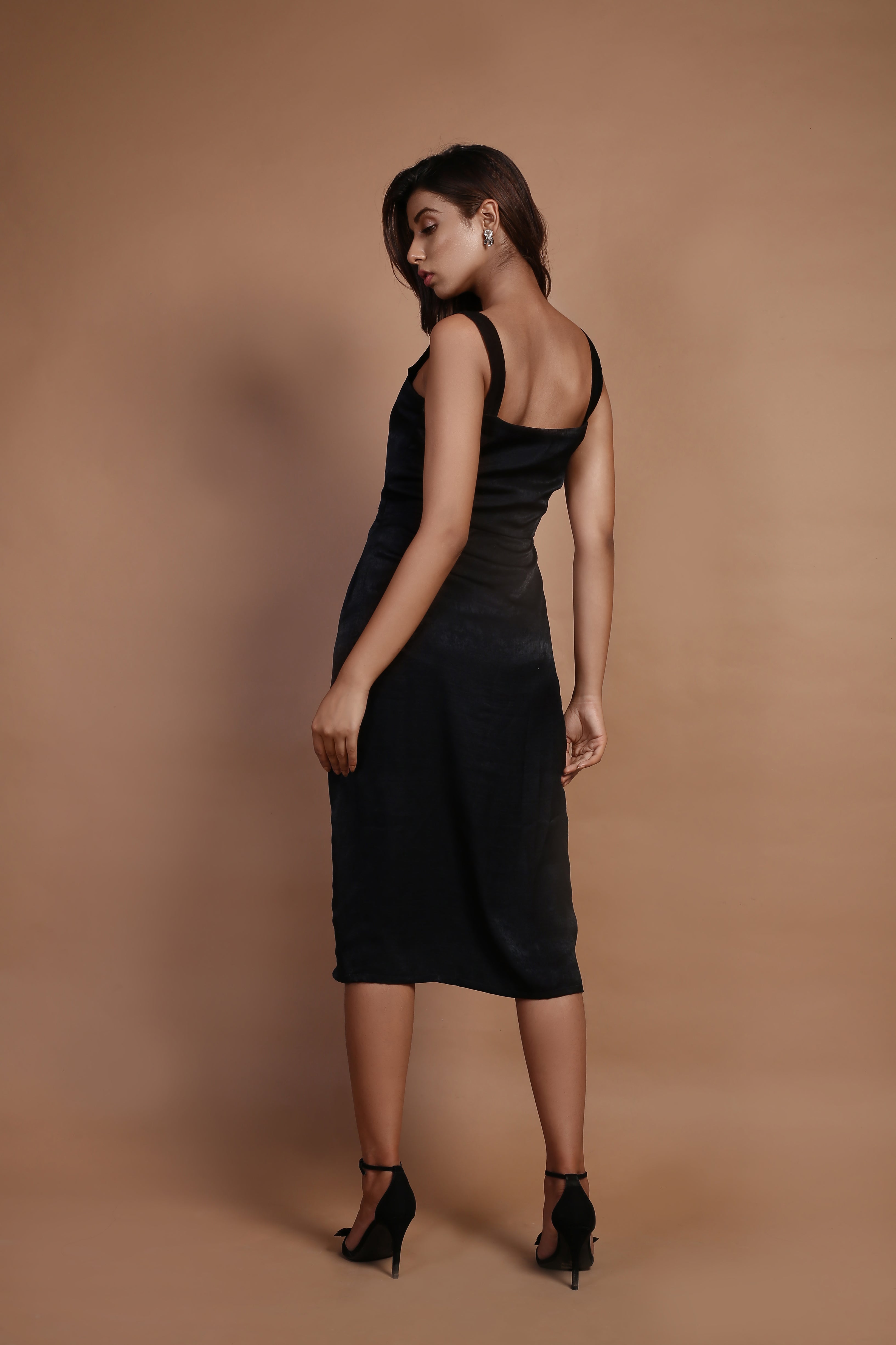 Black Square Neck Straight Midi Dress