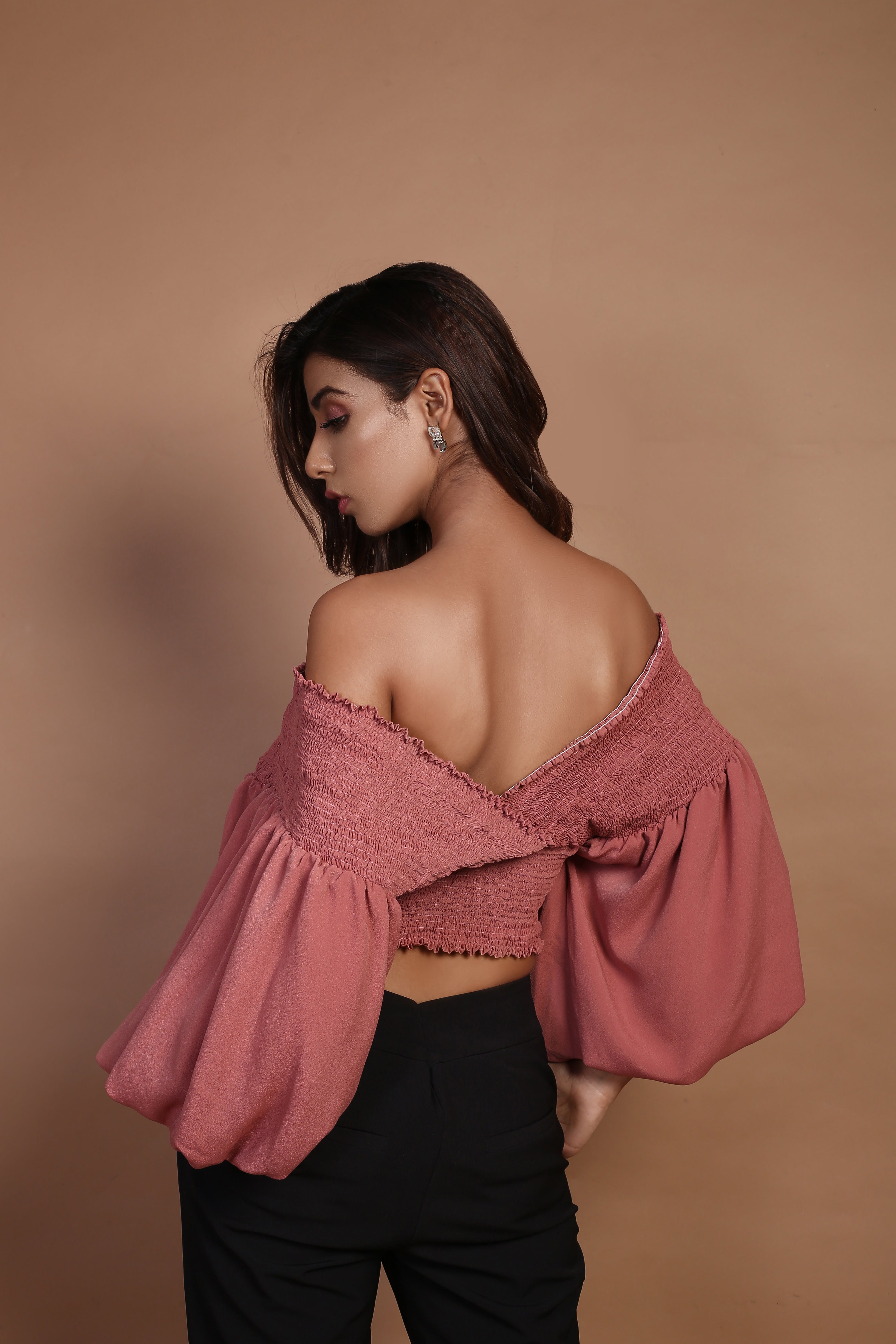 Thulian pink Smoacking top