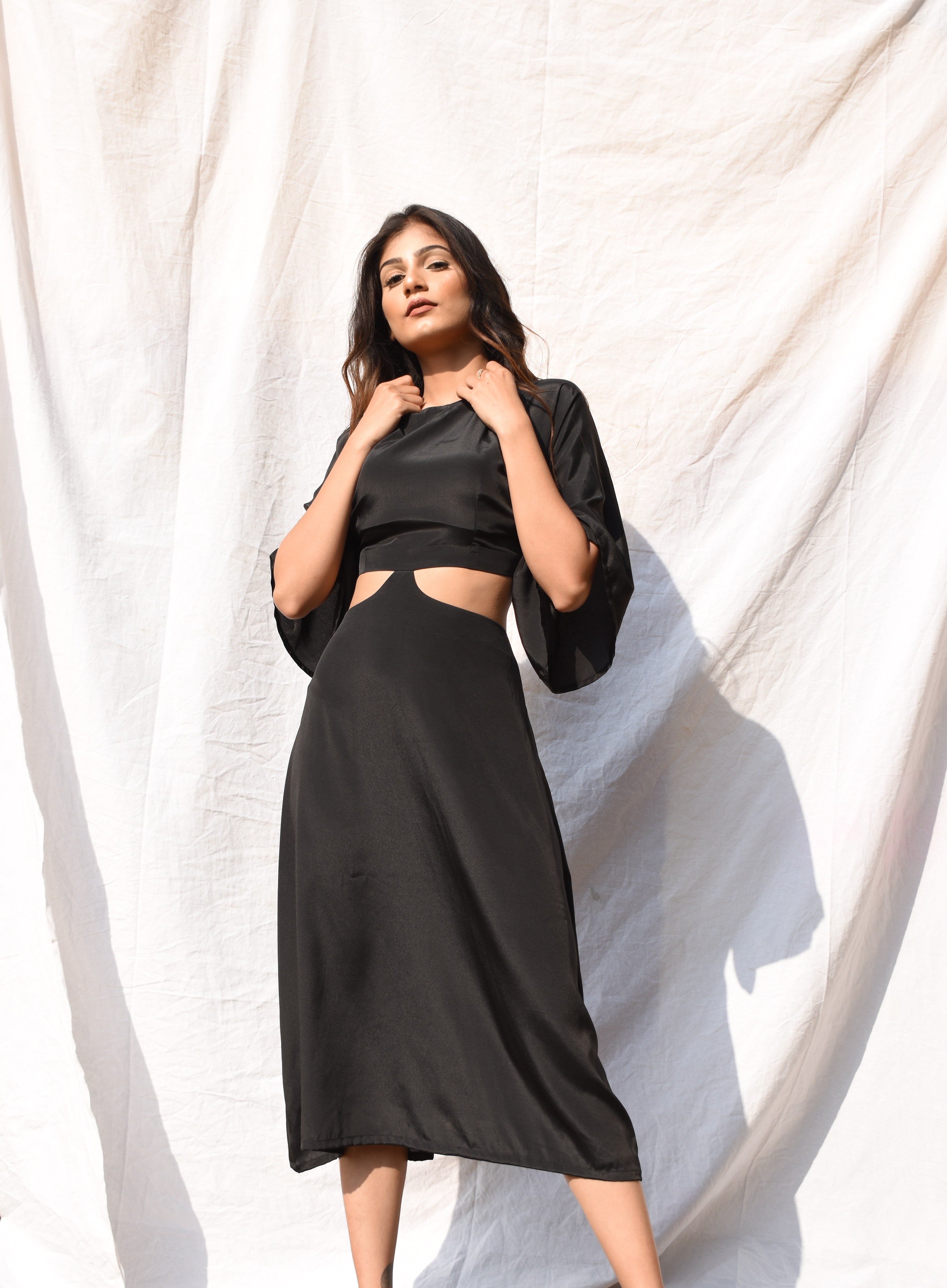Black Satin Waist Cut-out Midl Necklinei Dress