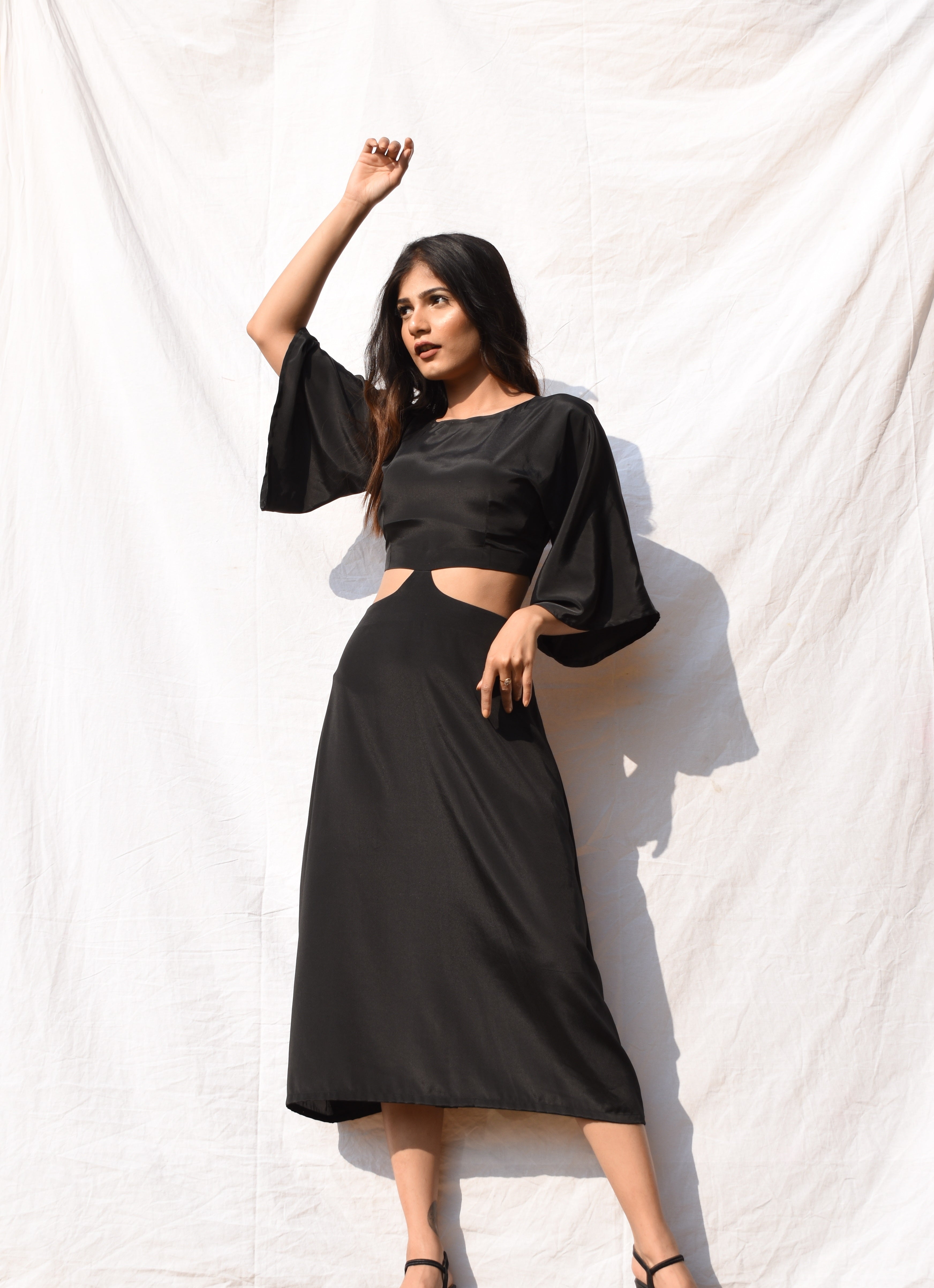 Black Satin Waist Cut-out Midl Necklinei Dress