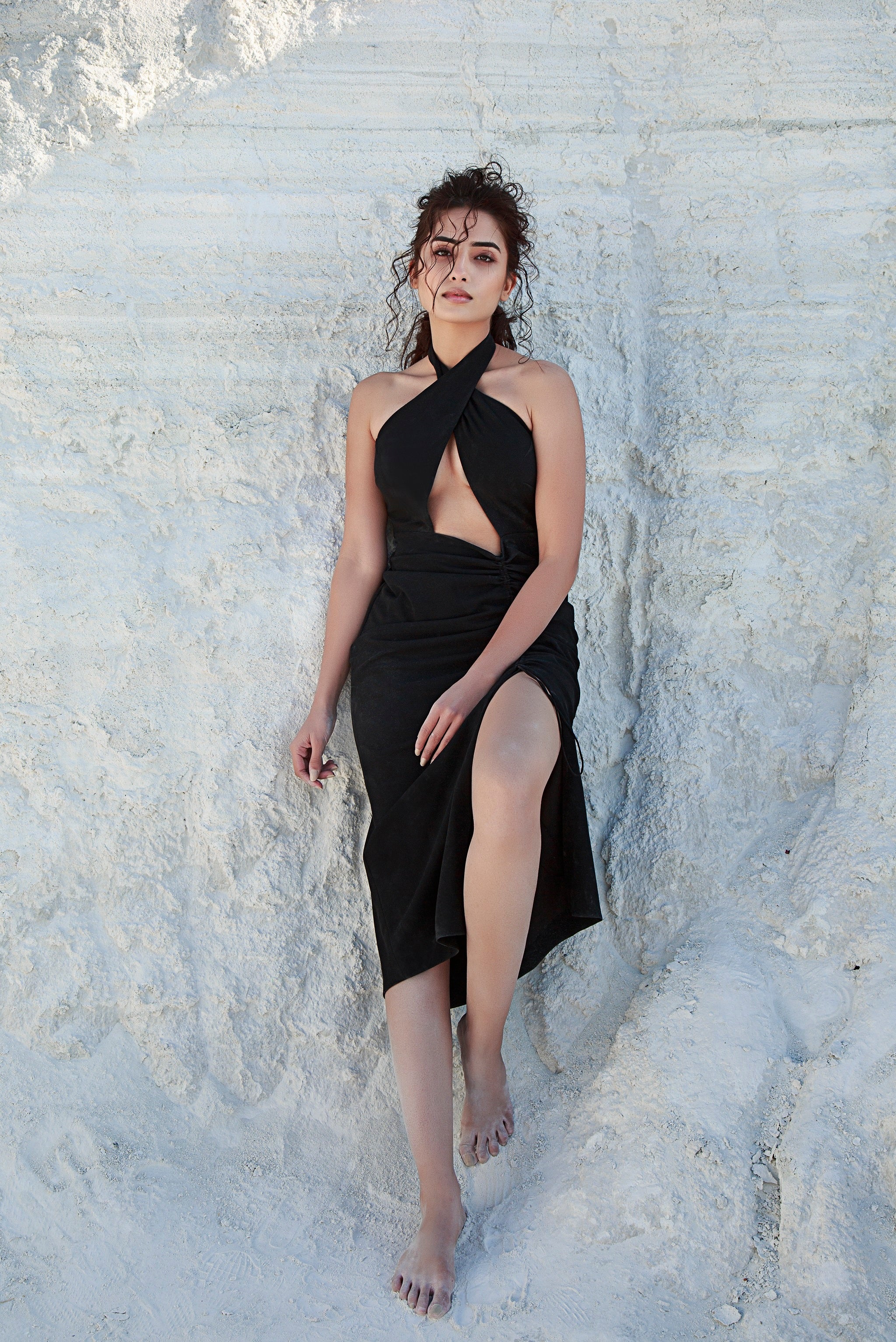 Black Halter Neck Ruched Midi Dress